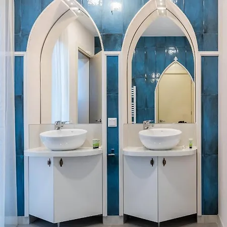 Semiramis' 2-bedroom Lux ソフィア