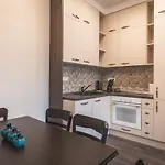 Semiramis' 2-bedroom Lux Daire Sofya
