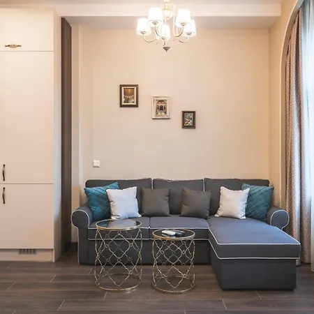 Daire Semiramis' 2-bedroom Lux
