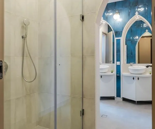 Semiramis' 2-bedroom Lux