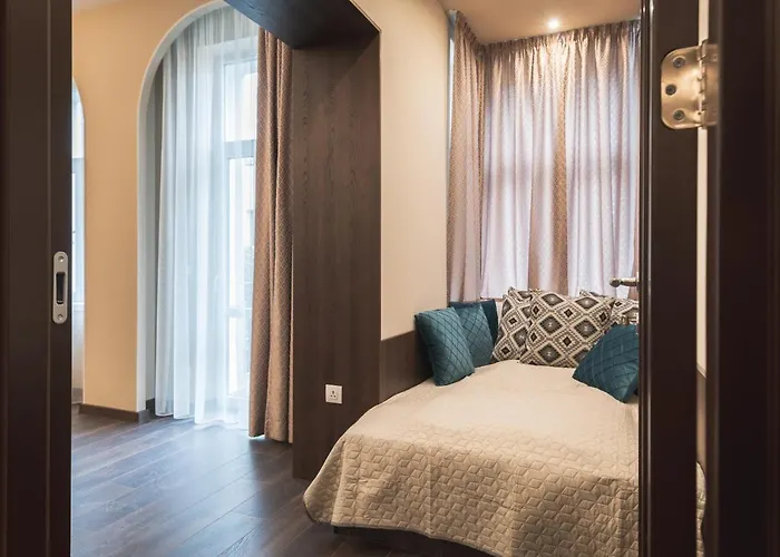 Semiramis' 2-bedroom Lux 索菲亞