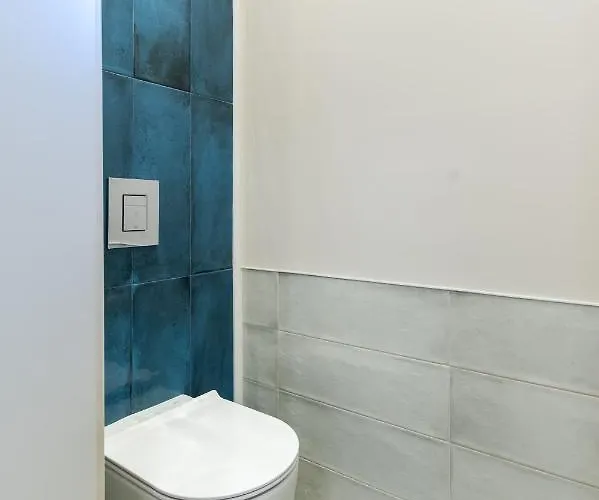 Semiramis' 2-bedroom Lux 公寓 *